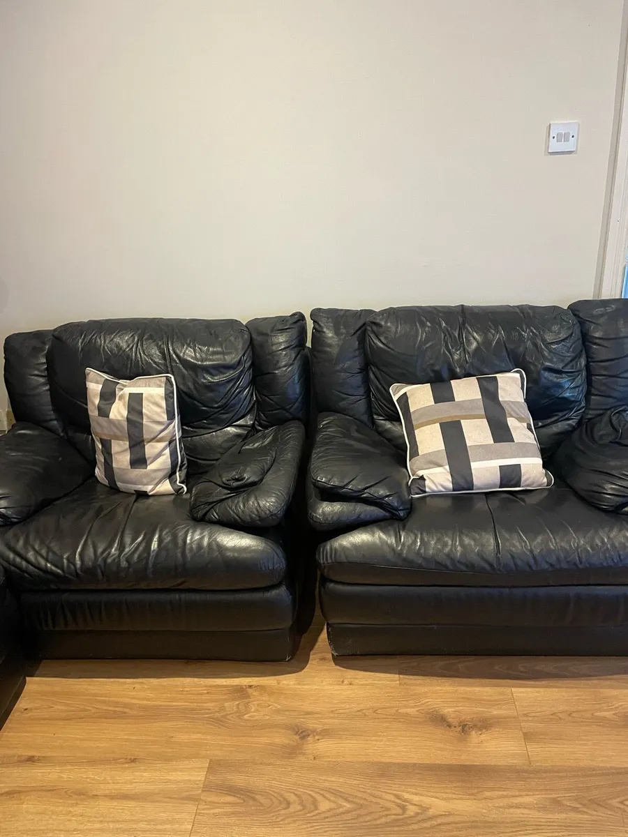 3 seater and 1 seater x2 - Image 2