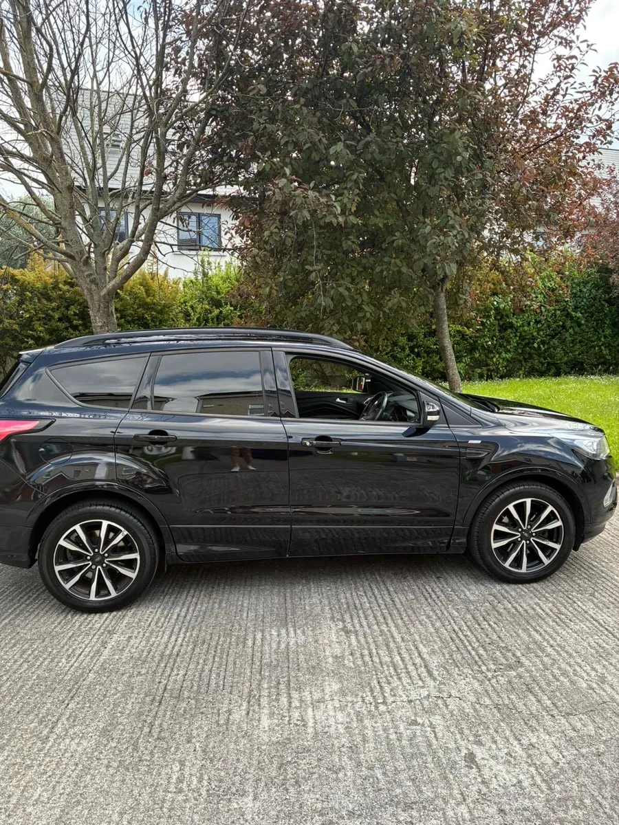 Ford Kuga Excellent Condition - Image 1