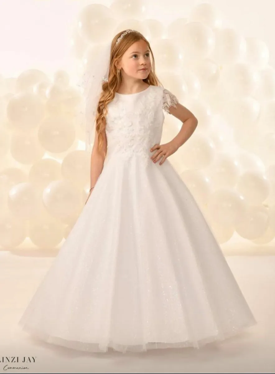 Communion dress - Image 3