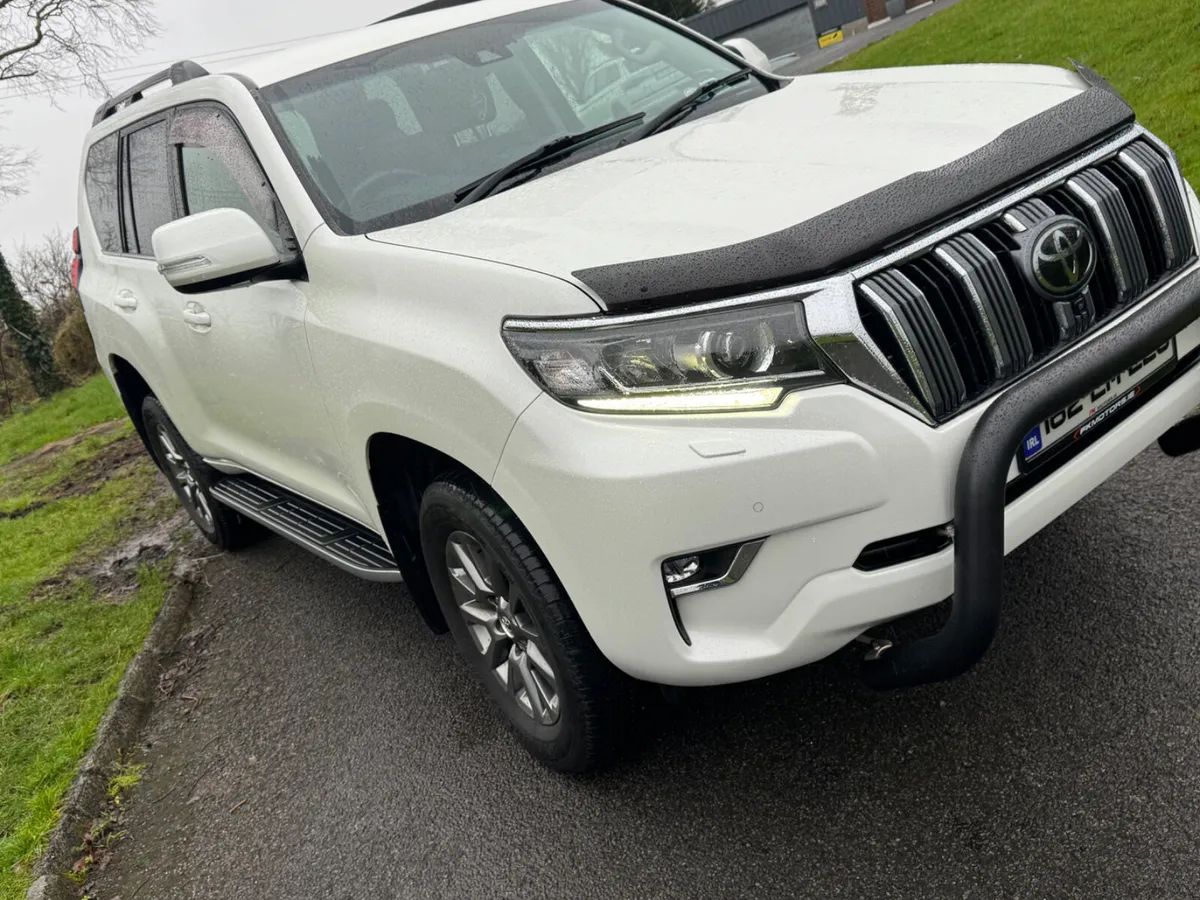 Jan sale 🎯Toyota Land Cruiser 2018 prado 7 seater - Image 3