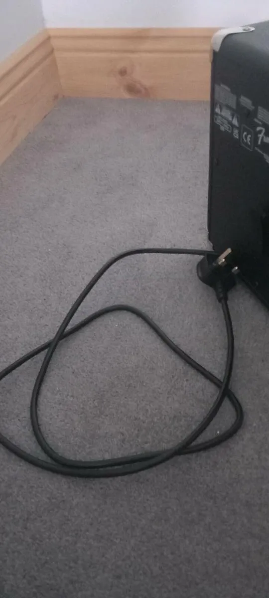 Electric Guitar Amp - Image 2