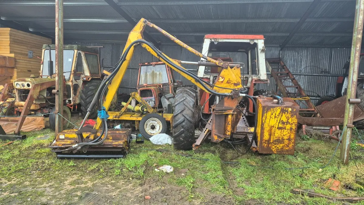 Tractor Hedge cutter - Image 1
