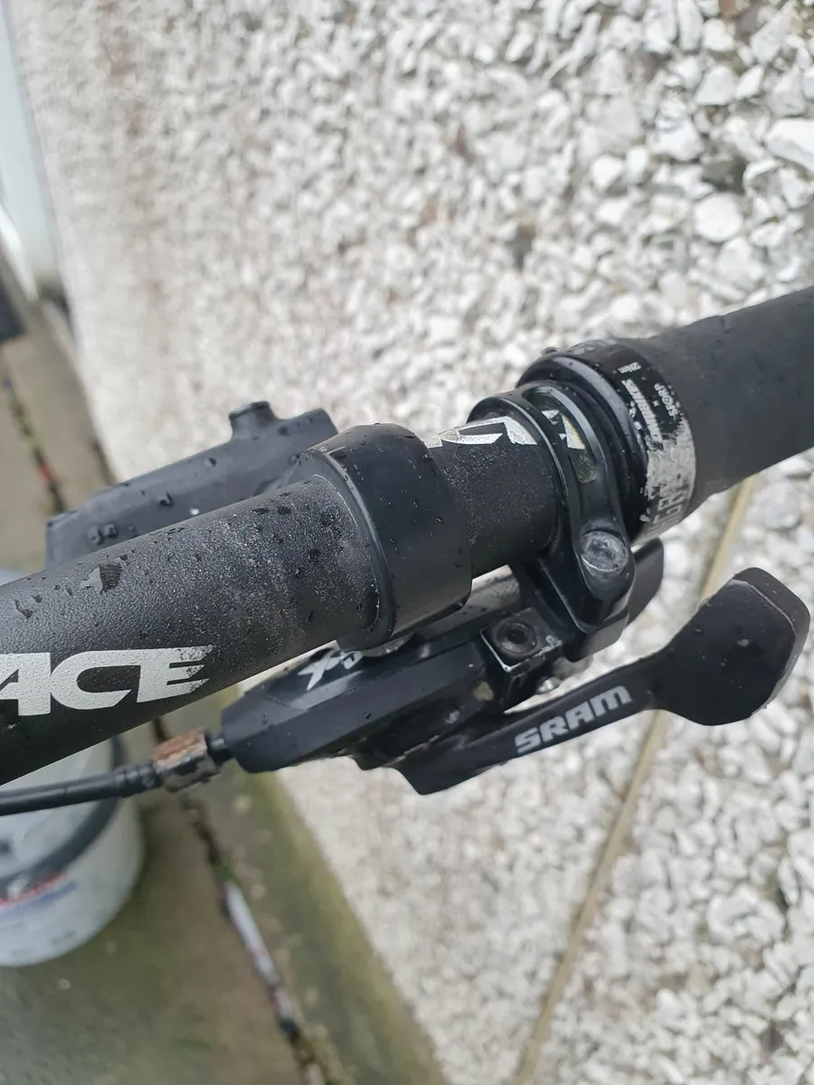 Full suspension mountain bike - Image 3