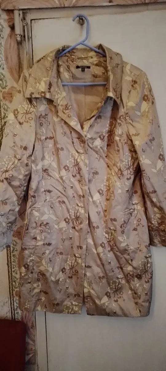 Crossdresser? Lovely coats - Image 2