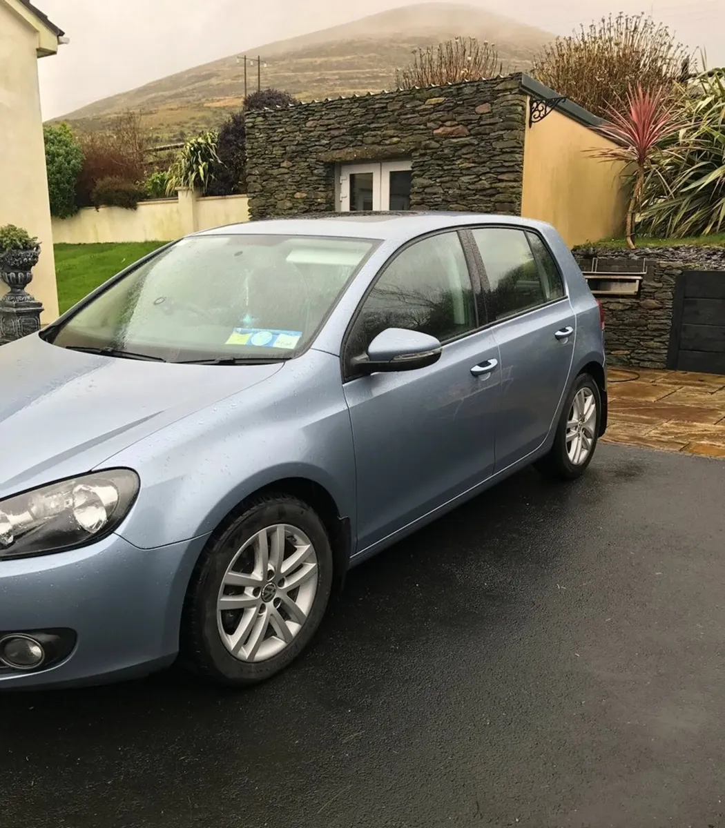 2010 VW Golf 1.6TDI. Full Service History - Image 2