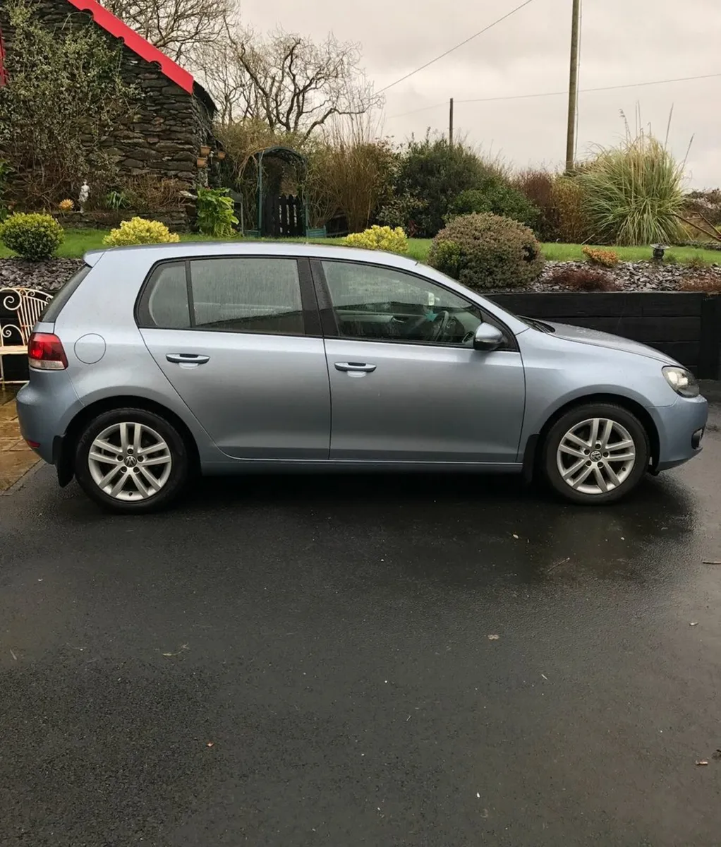 2010 VW Golf 1.6TDI. Full Service History - Image 4
