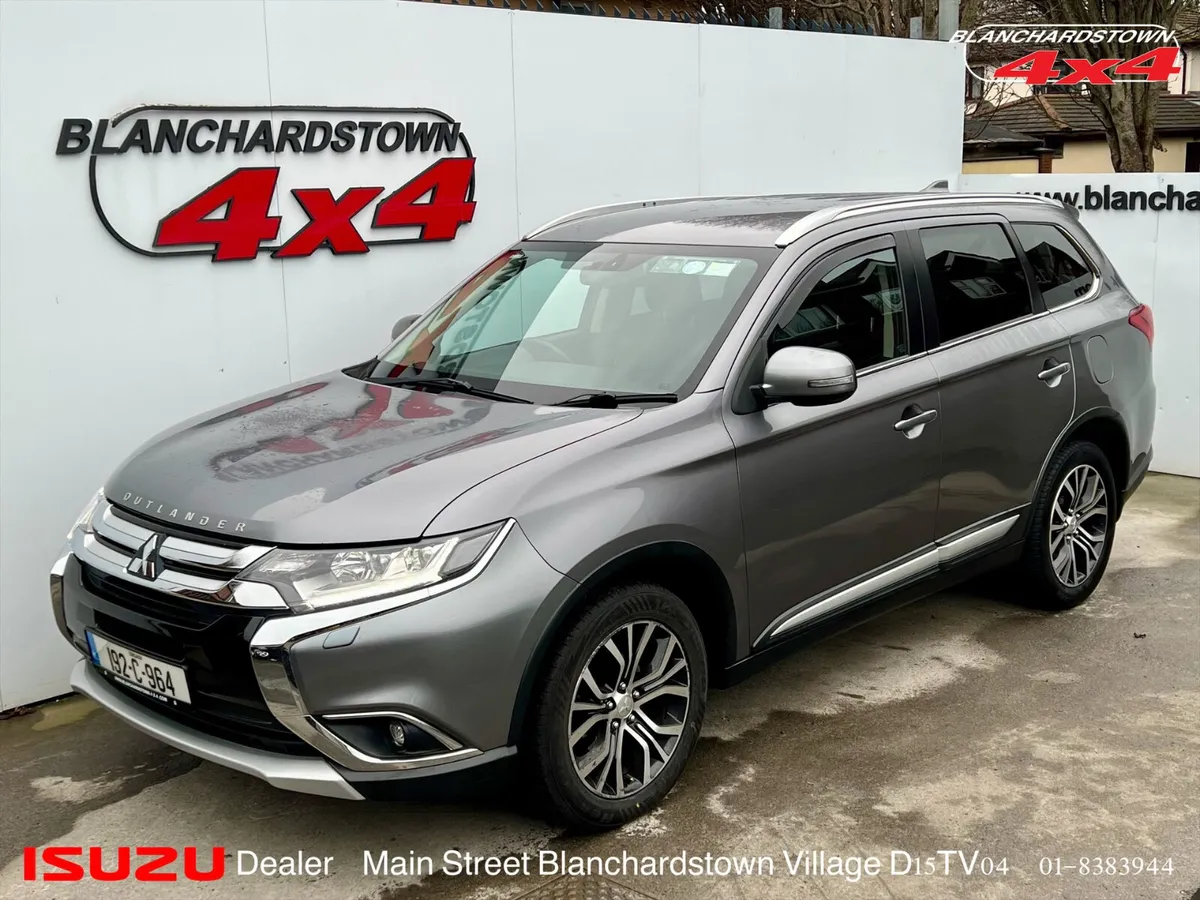 MITSUBISHI OUTLANDER DIESEL 7 SEATER AWD SHOWROOM - Image 1