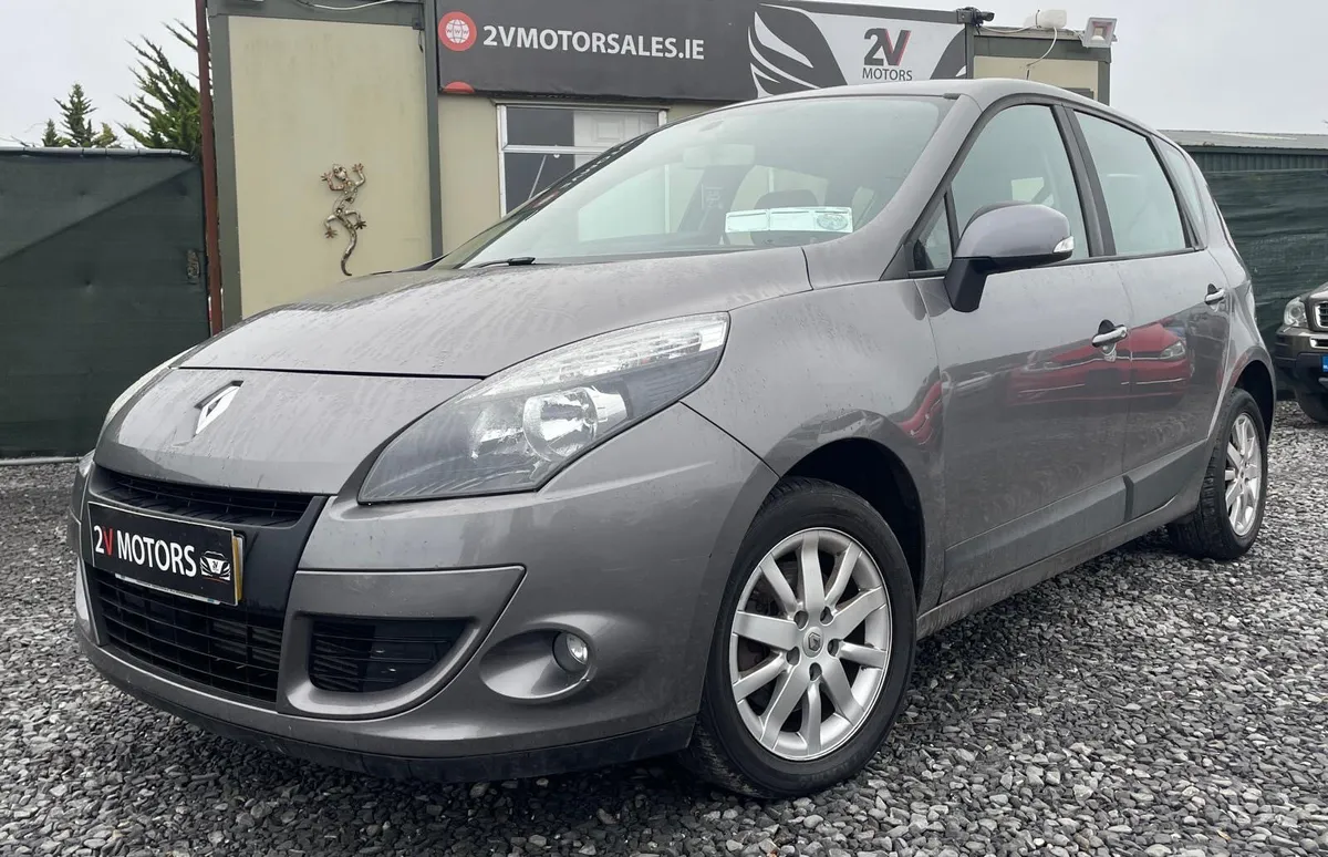 🔵 Renault Scenic 1.5 DCI DYNAMIQUE 5DR - Image 2