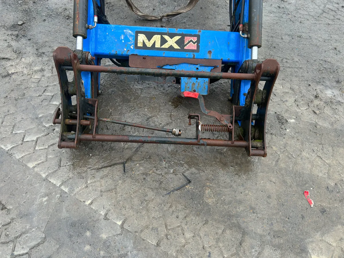 MX U410 Front Loader Boom - Image 2