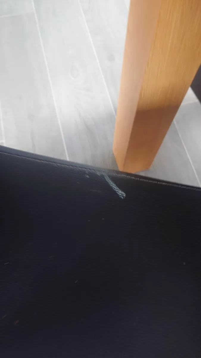 Table & Chairs for Free - Image 2