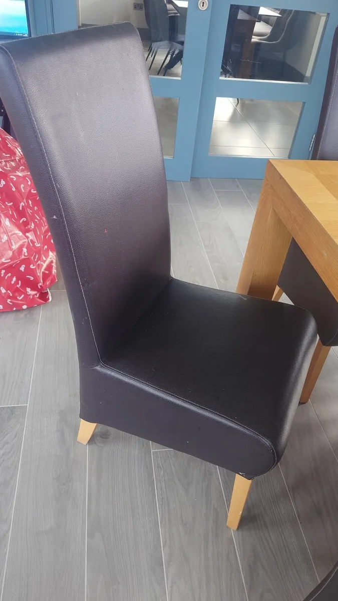 Table & Chairs for Free - Image 4