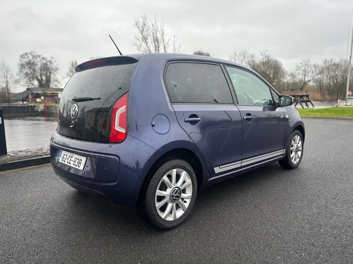 2016 VW UP! MANUAL CLUB 1.0Petrol - Image 3