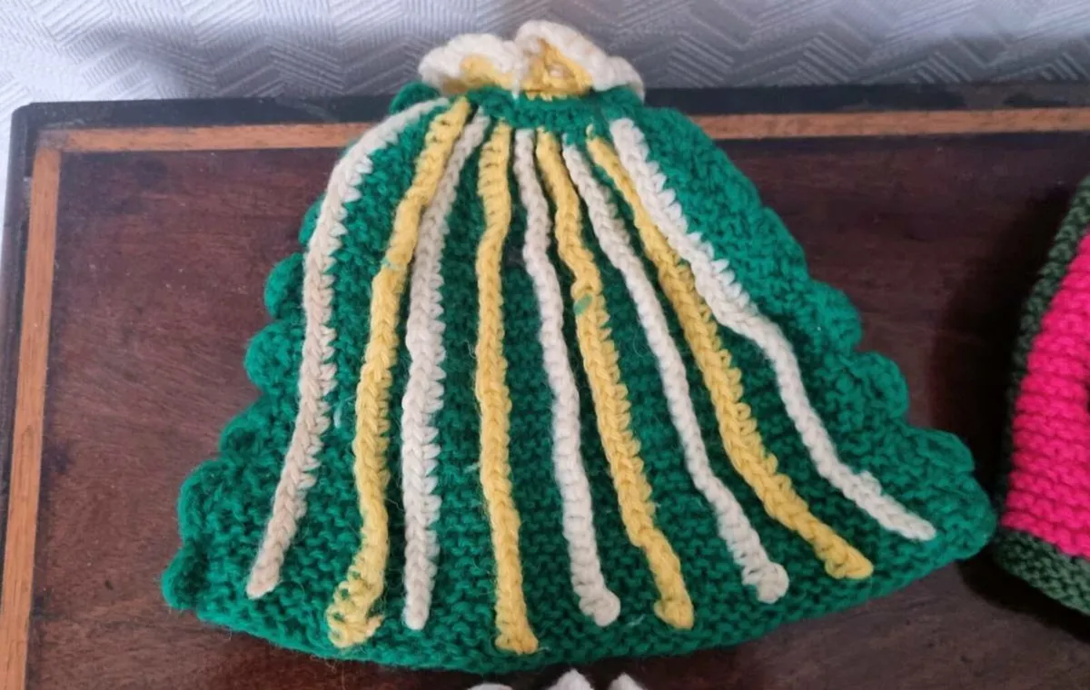 Hand Knitted Tea Cosy Set - Image 2