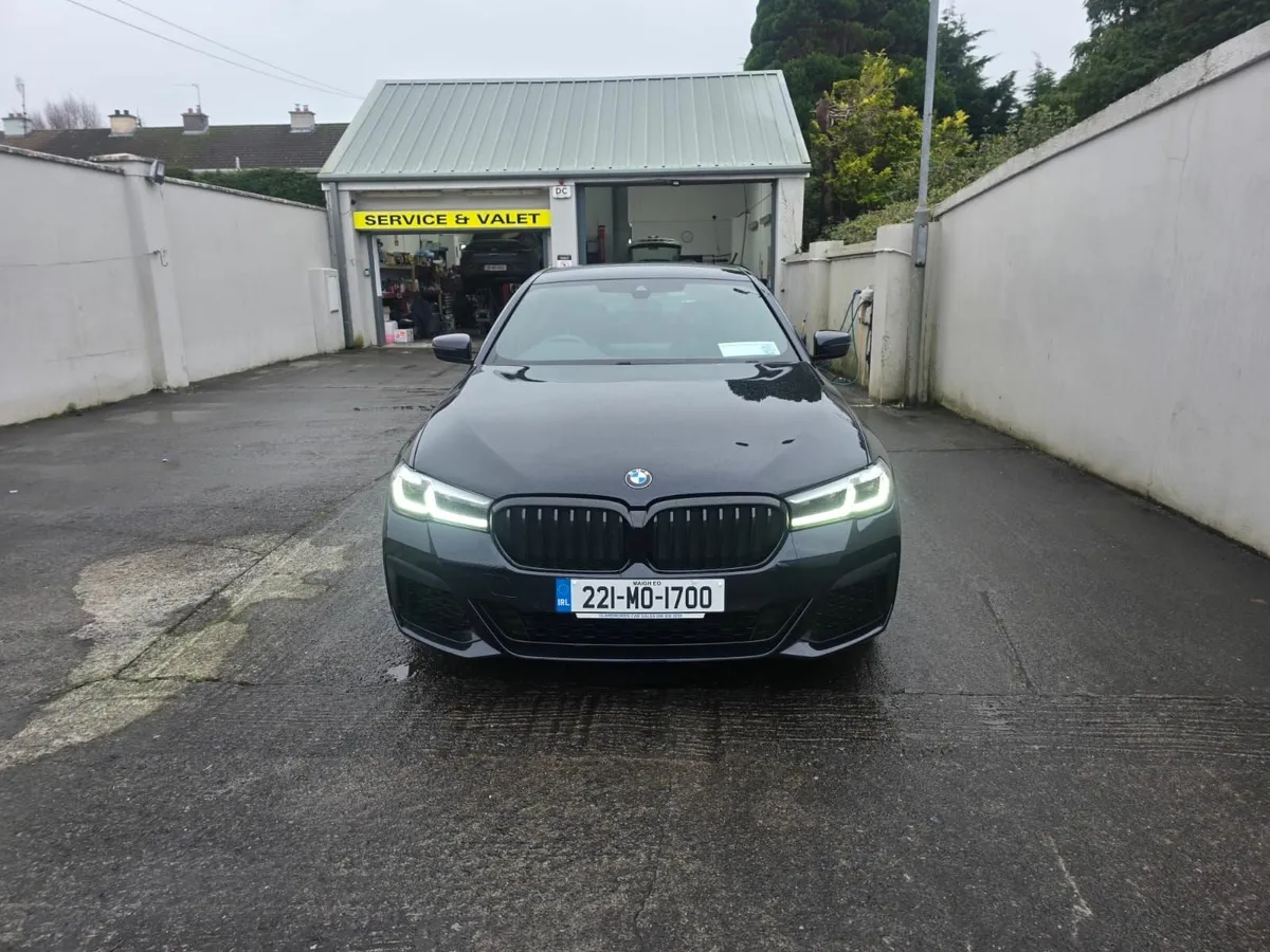 BMW 5-Series - Image 3