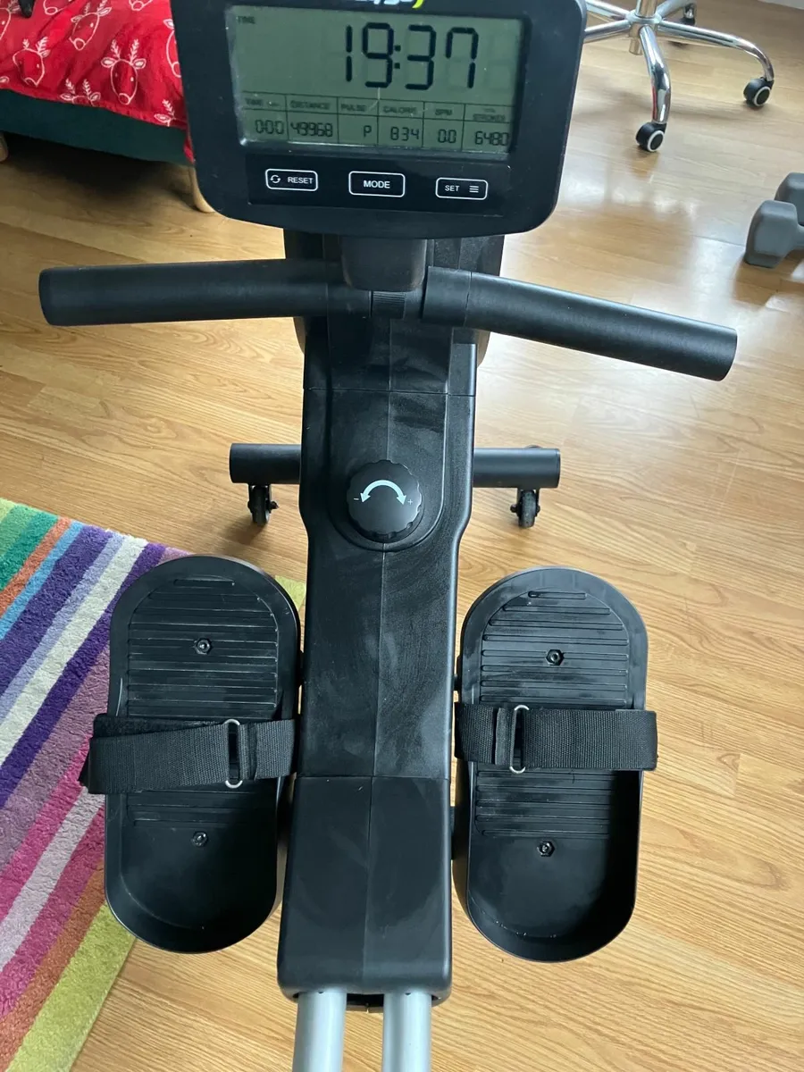 Rowing machine - Image 3