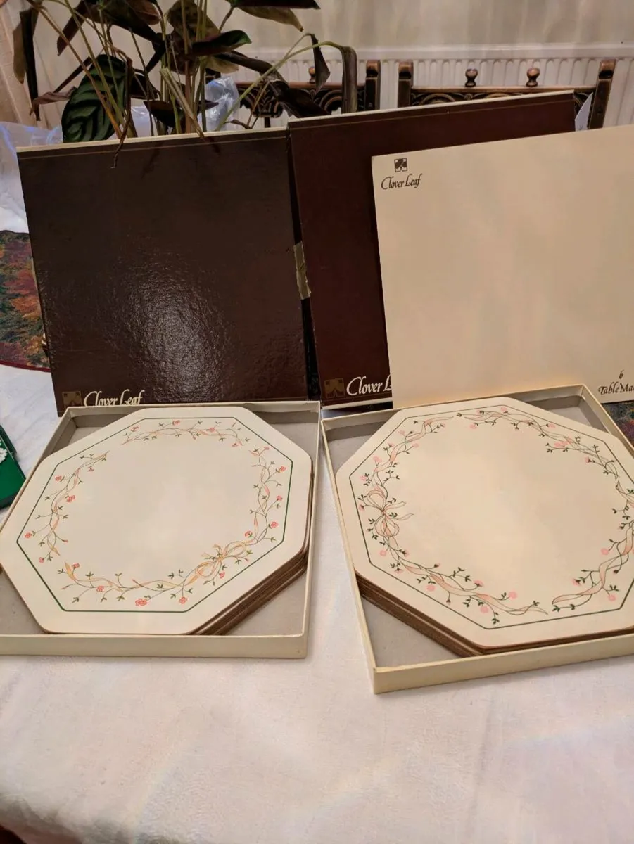 Vintage placemats - Image 2