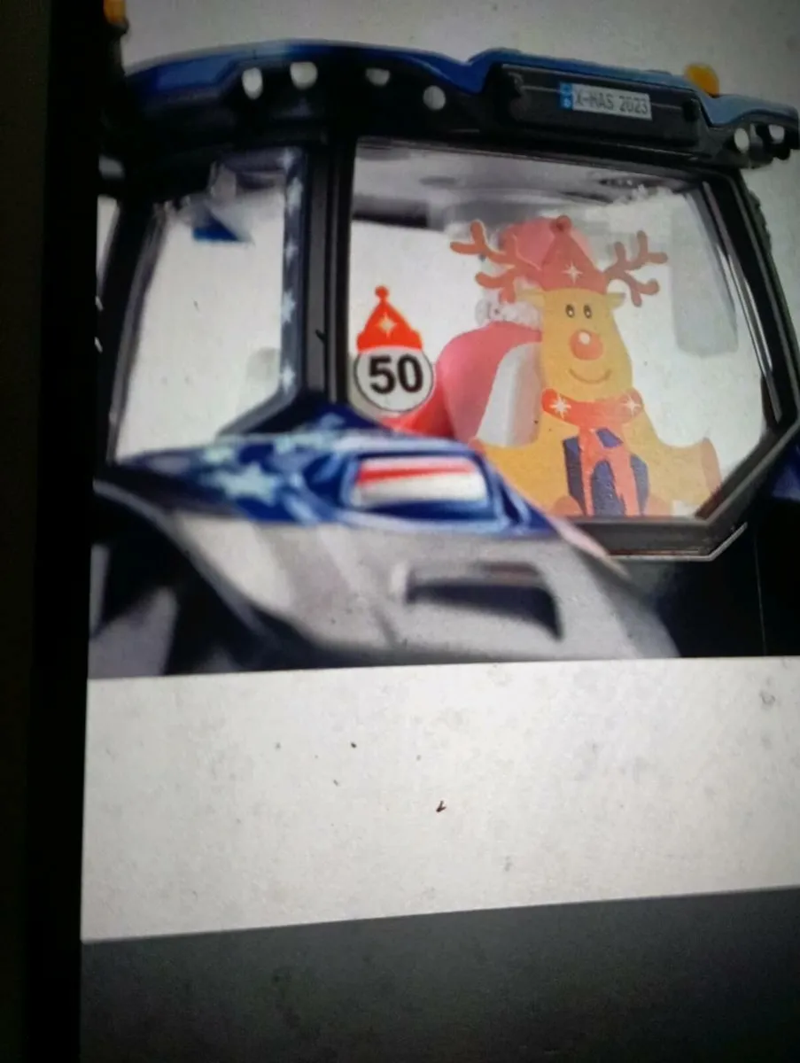 LIMITED EDITION SUKU CHRISTMAS NEW HOLLAND TRACTOR - Image 3