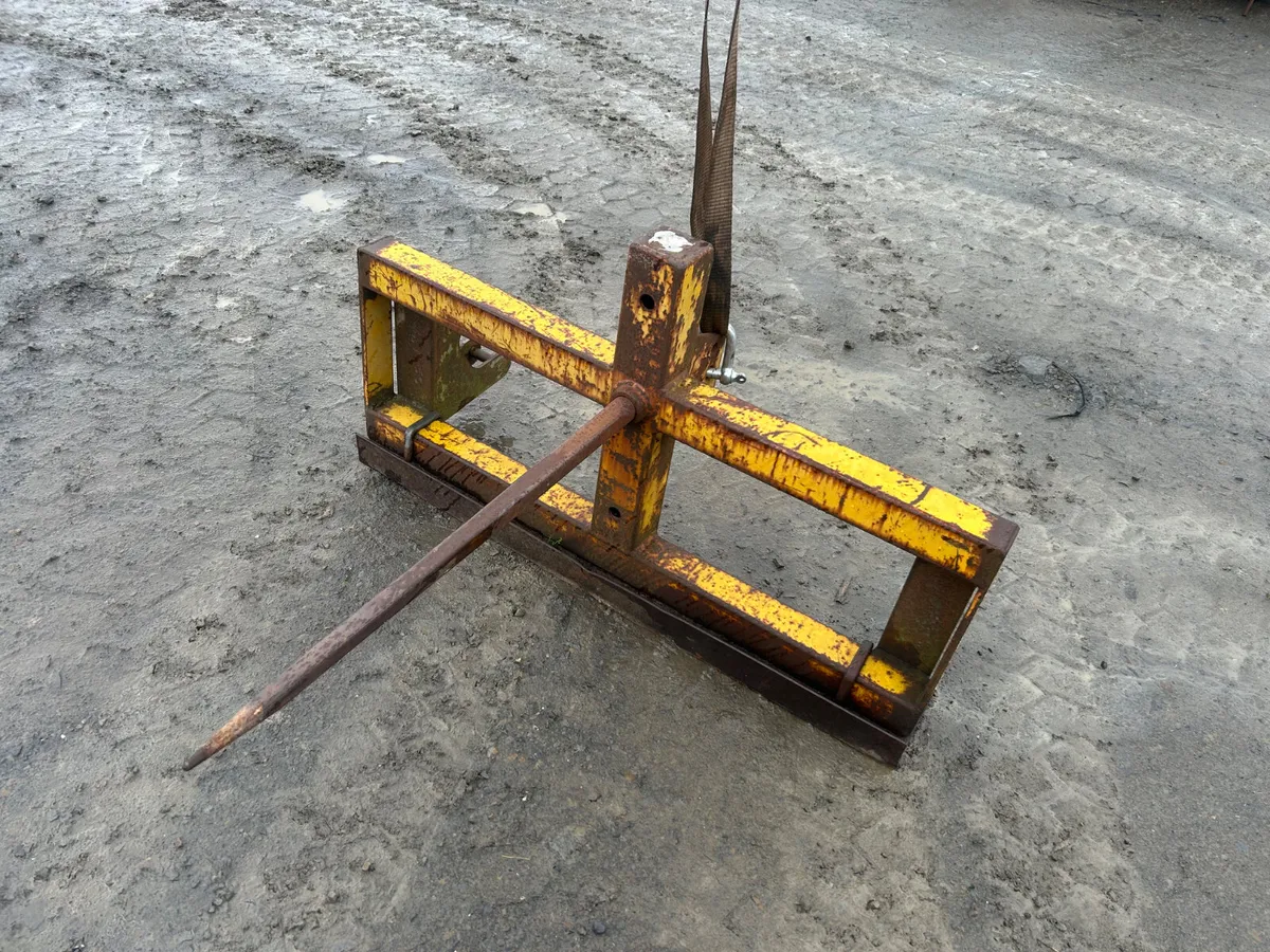 Front Loader Bale Spike - Image 4