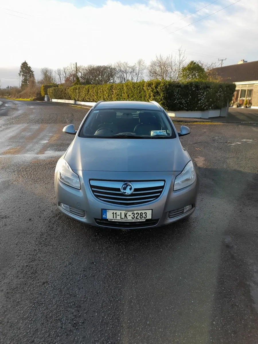 Vauxhall Insignia Estate 2011 - Image 1
