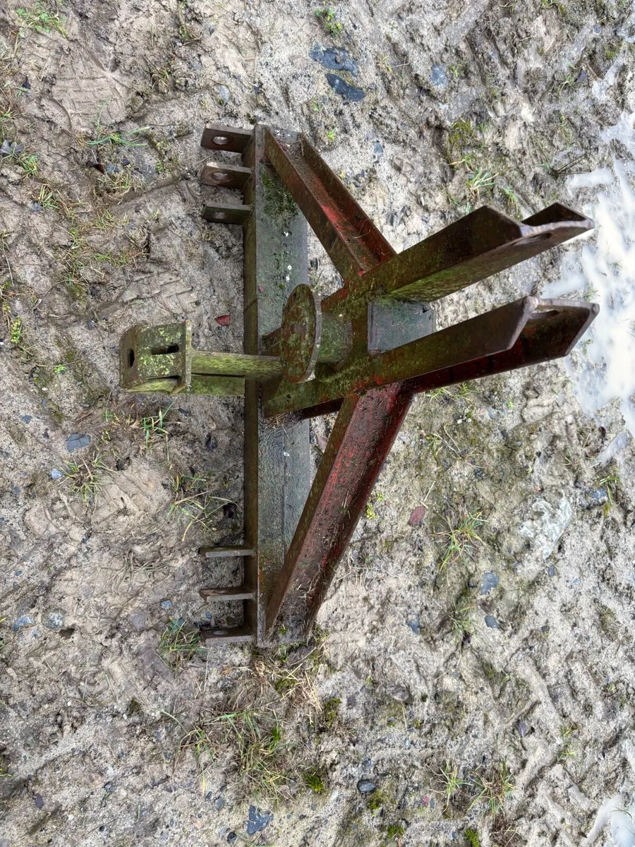 Bale spike - Image 2