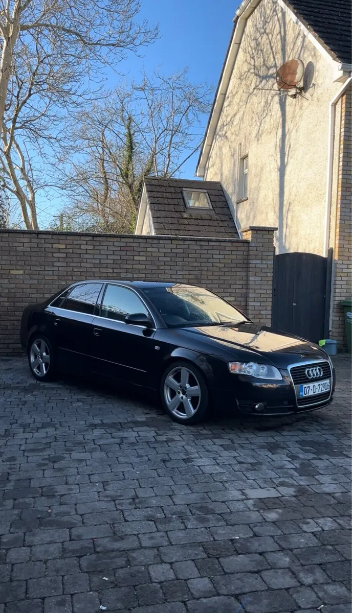 Audi A4 - Image 1