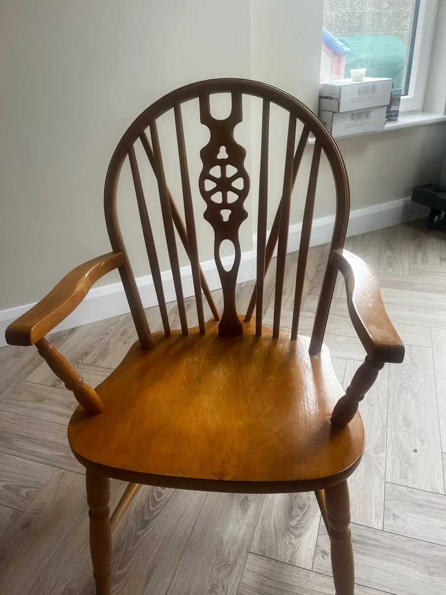 Solid Wood Extendable Dining Table & 6 Chairs - Image 4