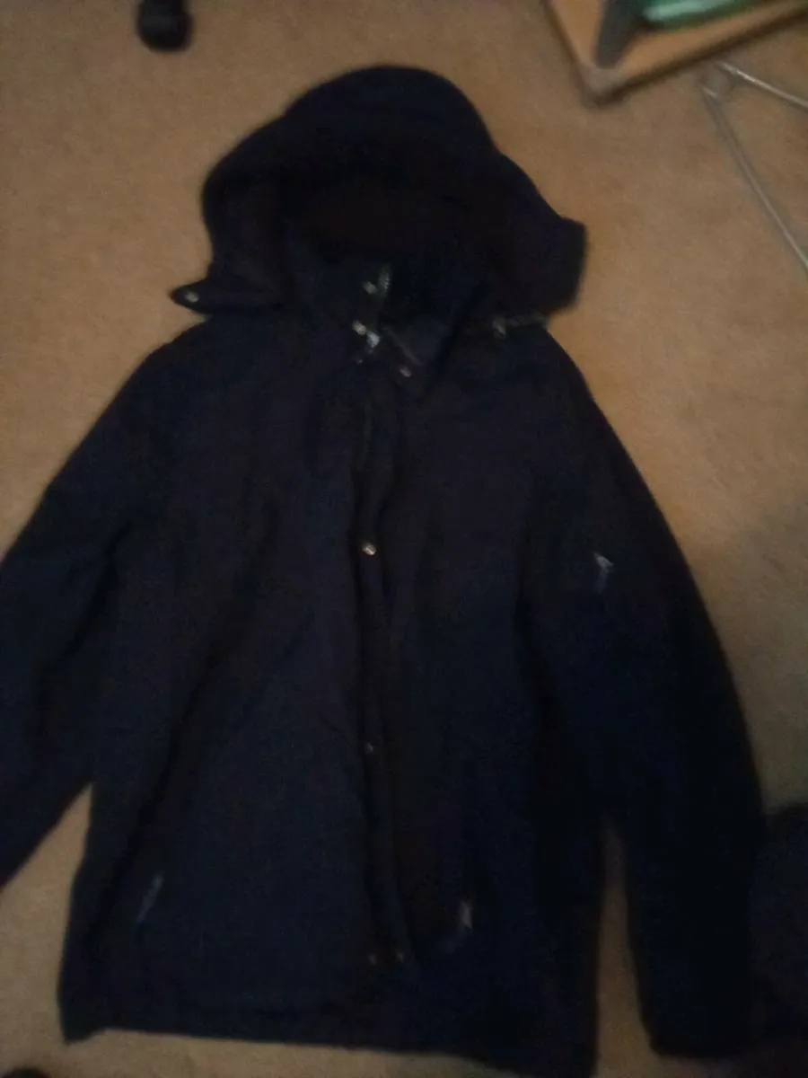 MANS.  XL.  WORK.  COAT.  AND. THERMAL.  HAT - Image 3