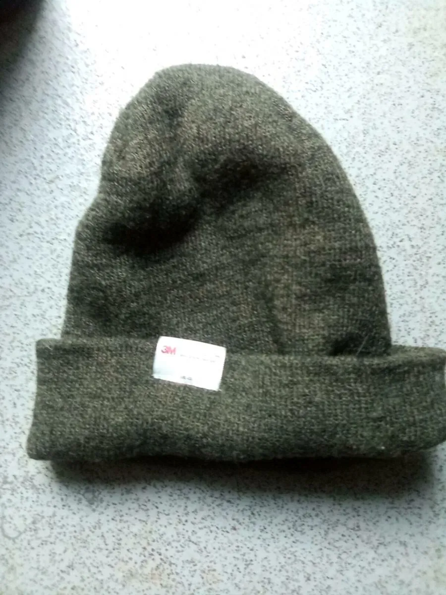 MANS.  XL.  WORK.  COAT.  AND. THERMAL.  HAT - Image 4