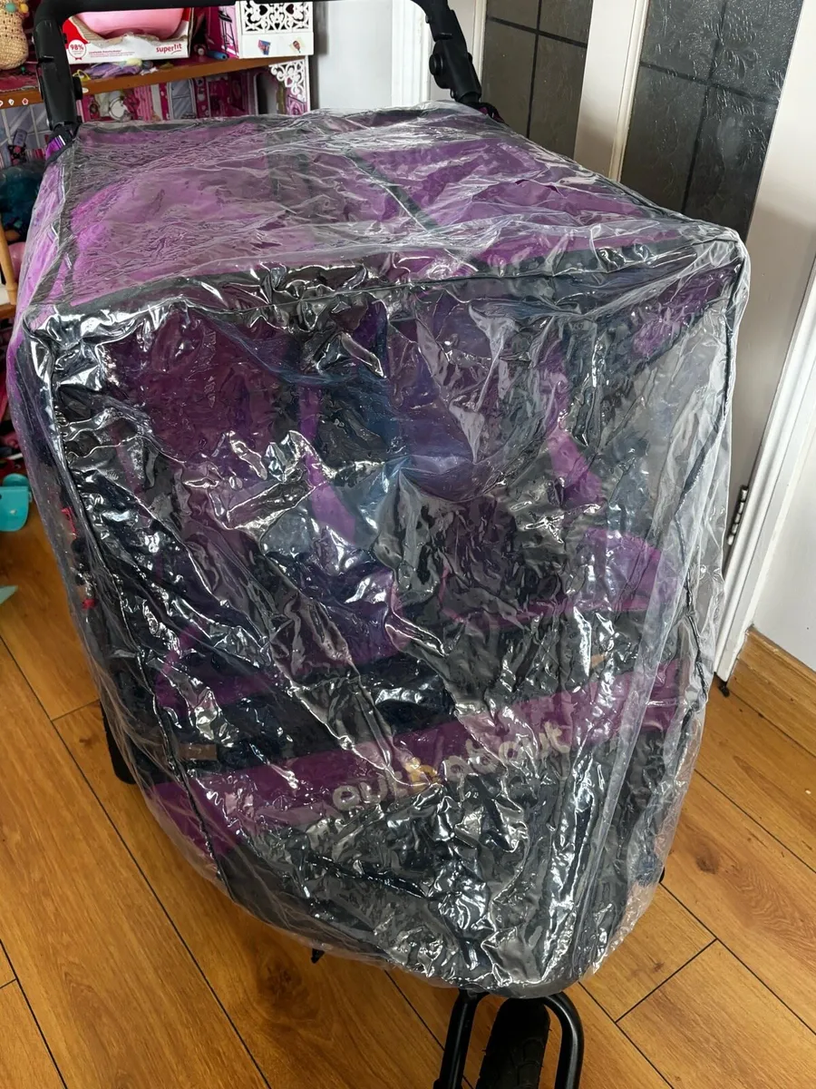 Out n about double buggy V4 - Image 2