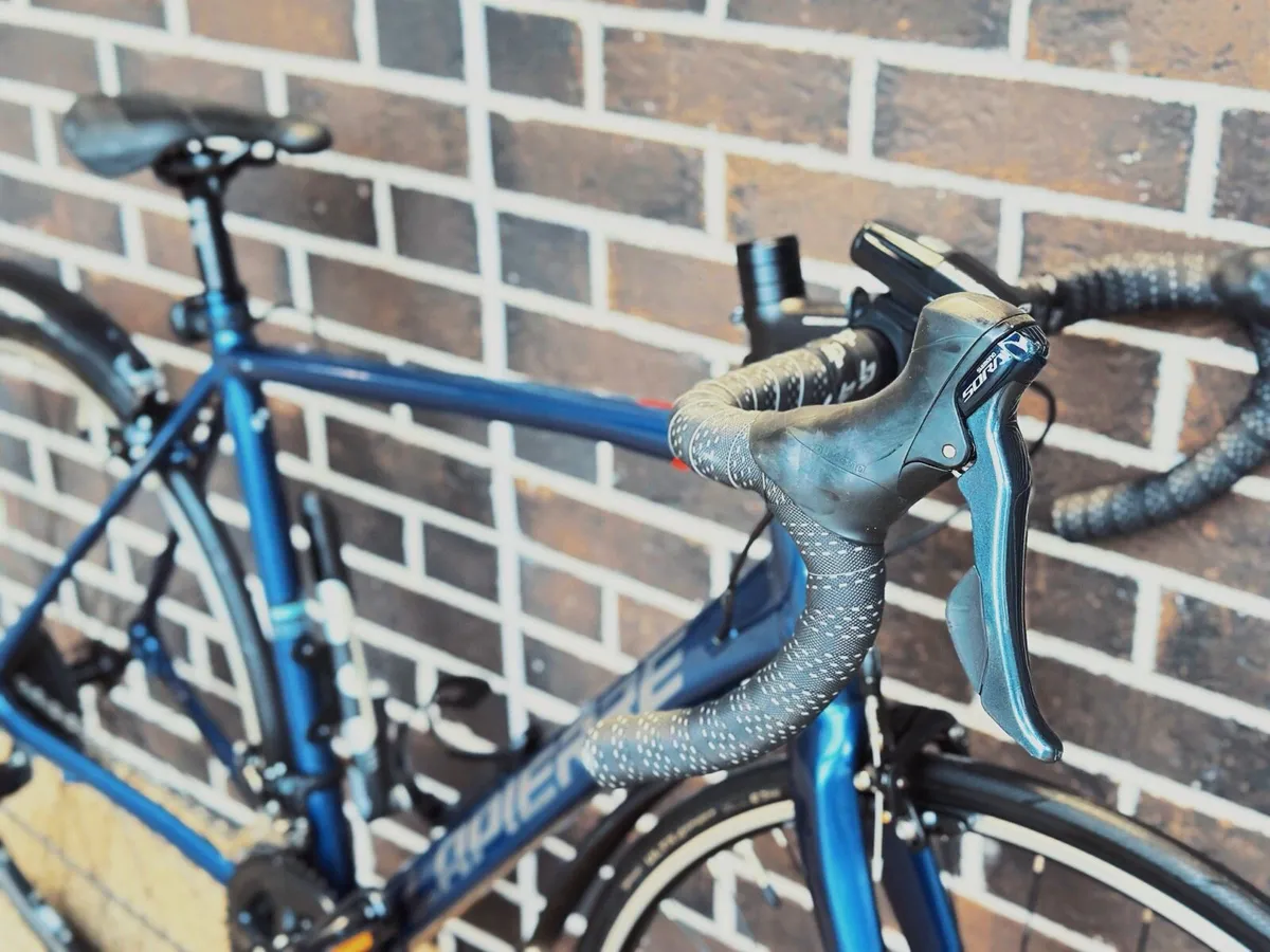 Lapierre Road Bike Medium Size - Image 4