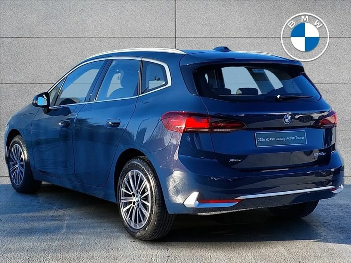 BMW 2-Series 225e Luxury Active Tourer - Image 2