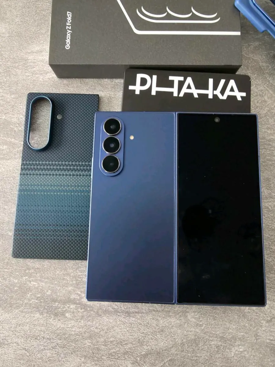 Samsung Z Fold 7 - Image 1