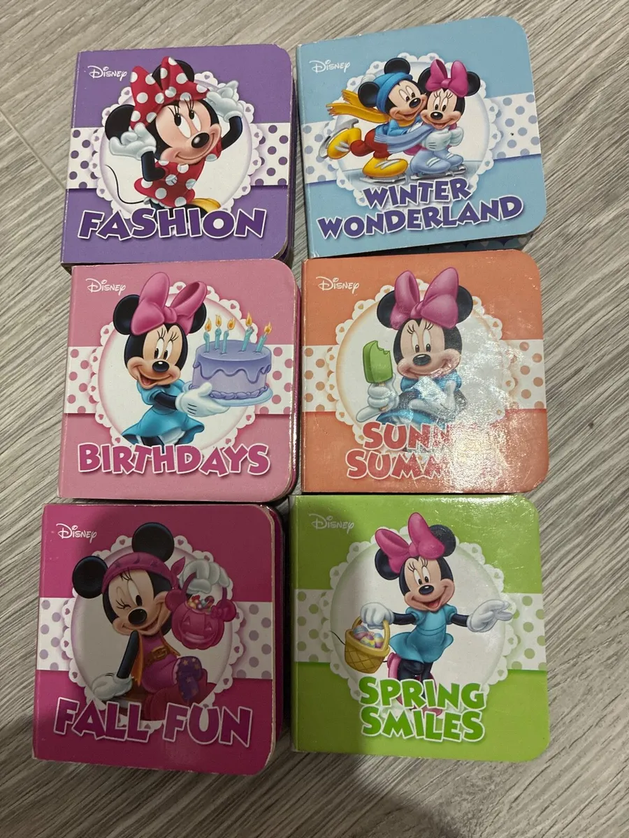 Minnie Mouse books - Image 3