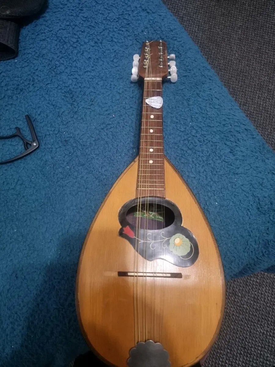 Old Italian mandolin - Image 1