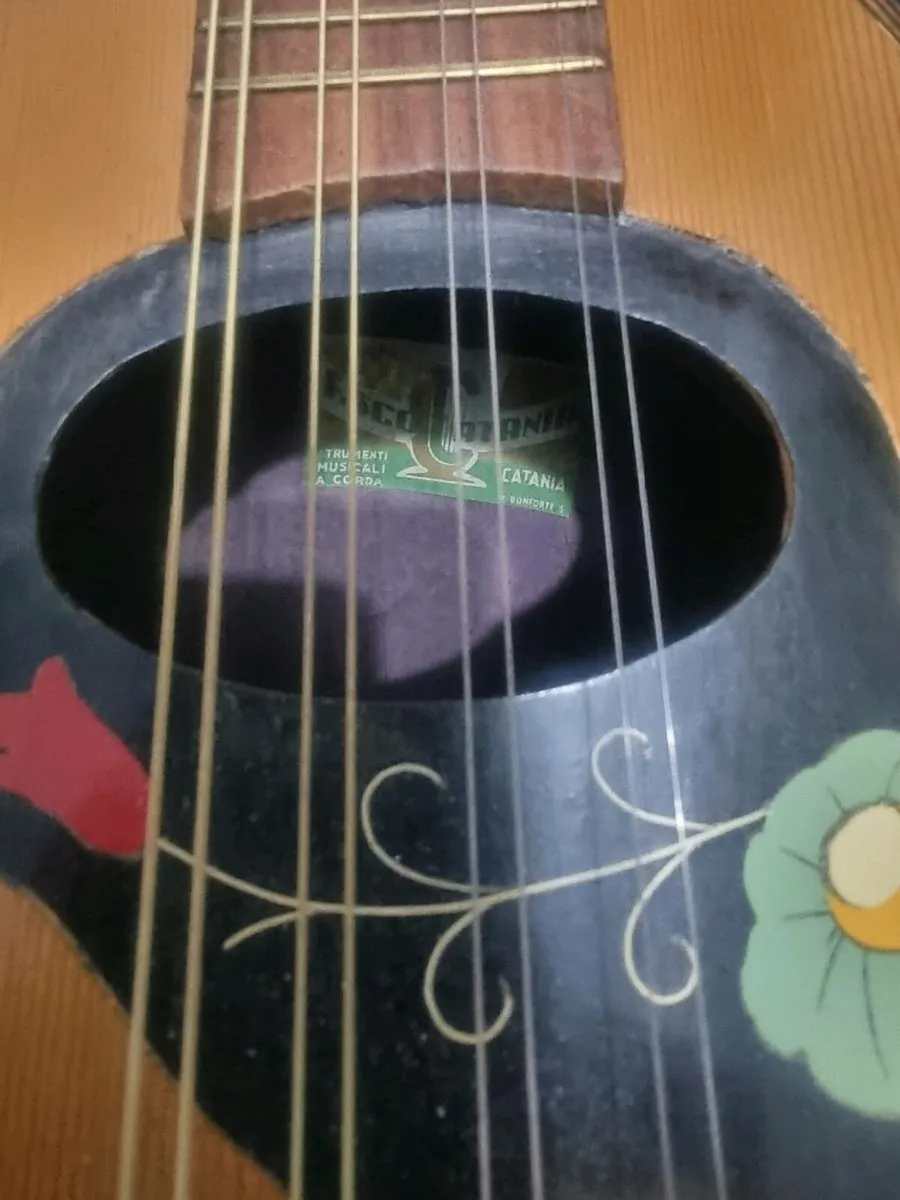 Old Italian mandolin - Image 2