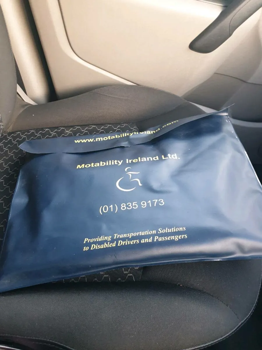 Renault kangoo wheelchair accessible - Image 4