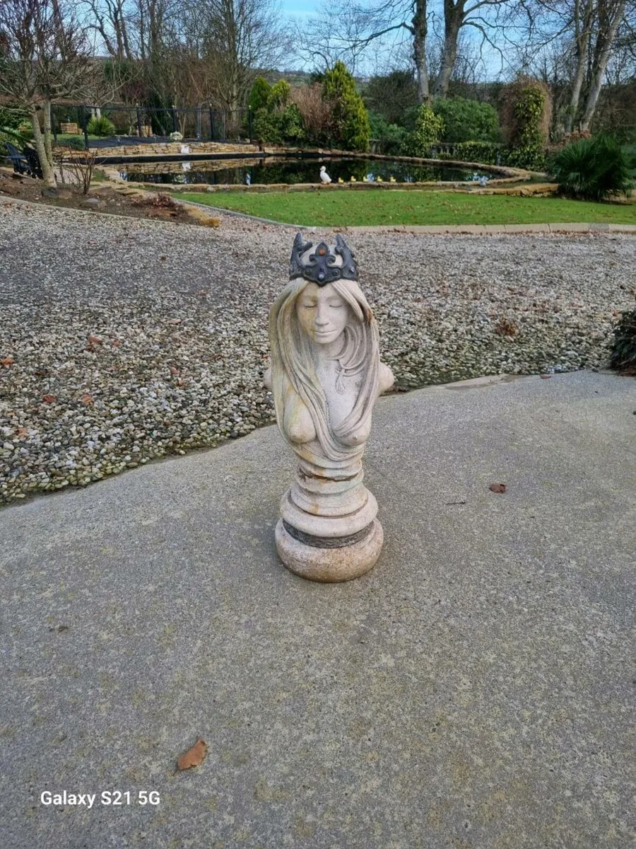 Heavy Stone Bust of Queen Guinevere - Image 2