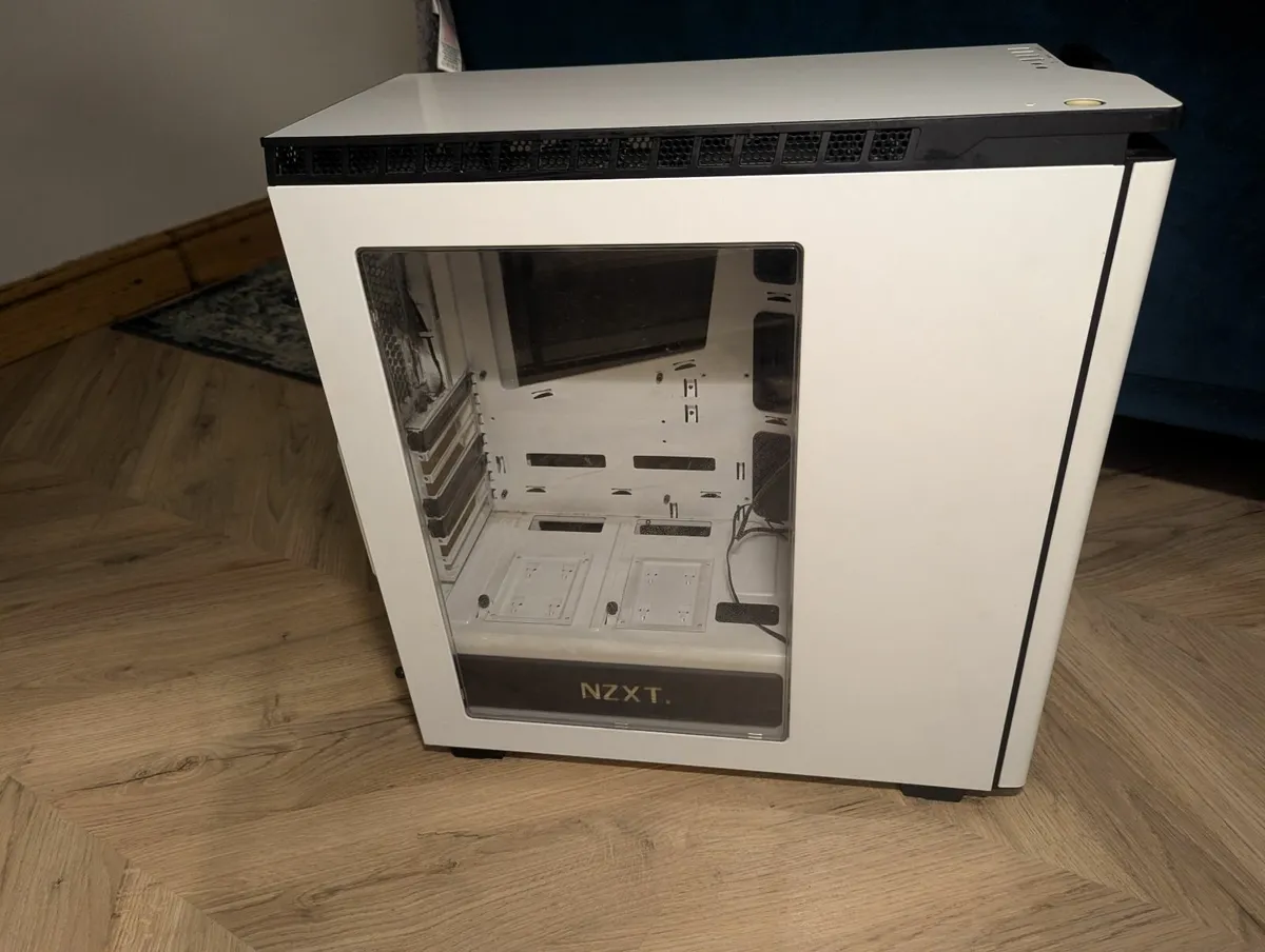 NZXT H440 Mid-Tower Case - White/Black - Image 2