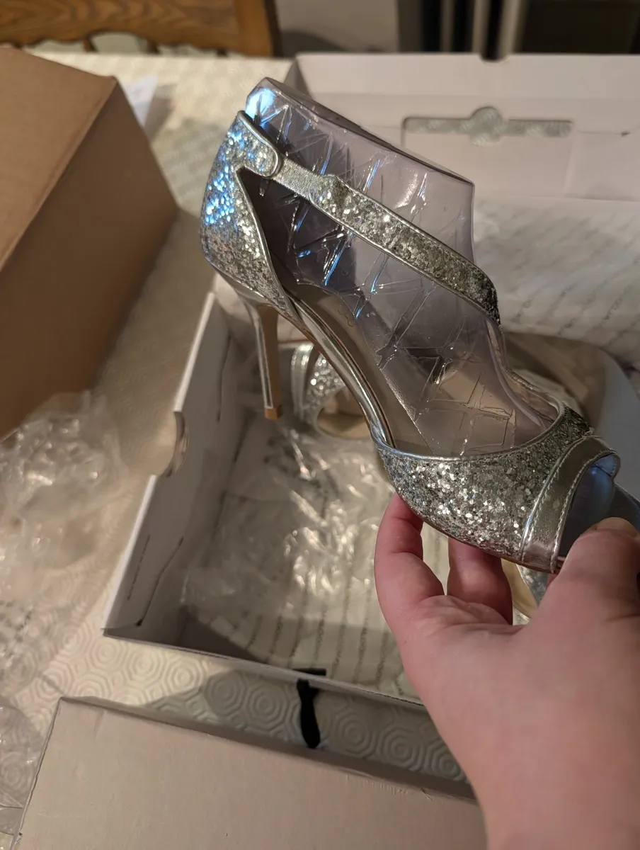 Brand new silver sandals size 37 - Image 2