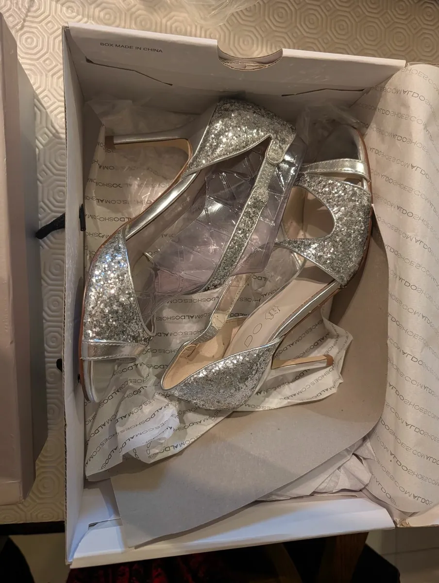 Brand new silver sandals size 37 - Image 4