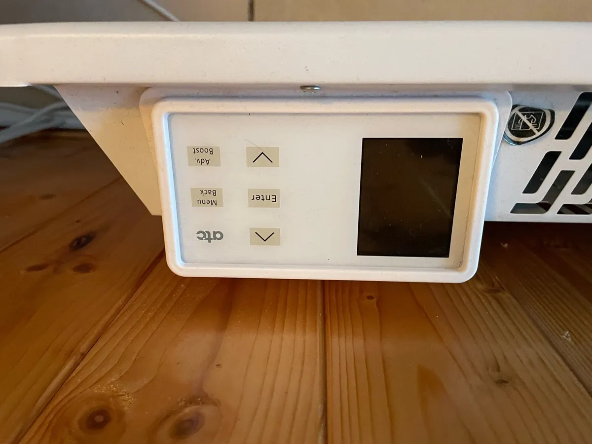 Wall heater - Image 2