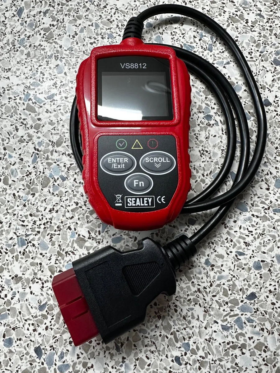 VS8812 Car Diagnostic Fault Code Reader - Image 2