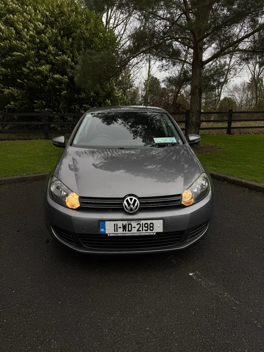 Volkswagen Golf 2011 1.6 Tdi High line - Image 3