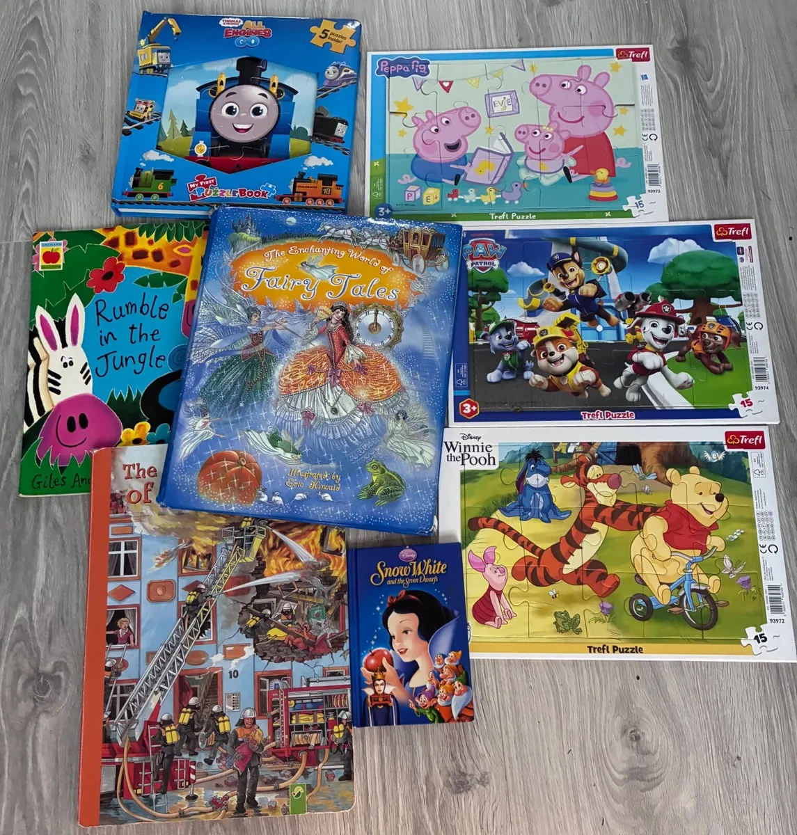 Puzzles and books bundle - Image 1