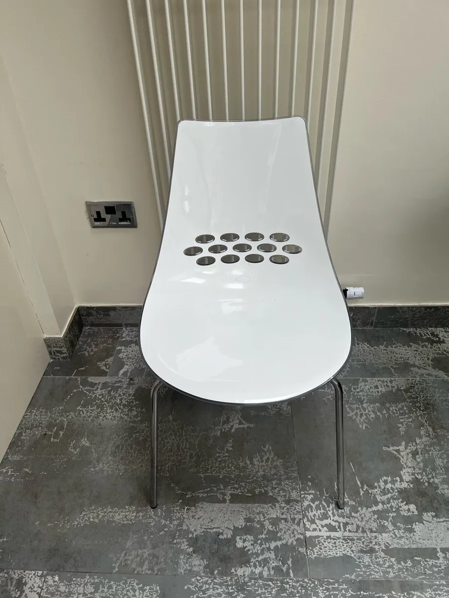 Kitchen chairs - Image 3