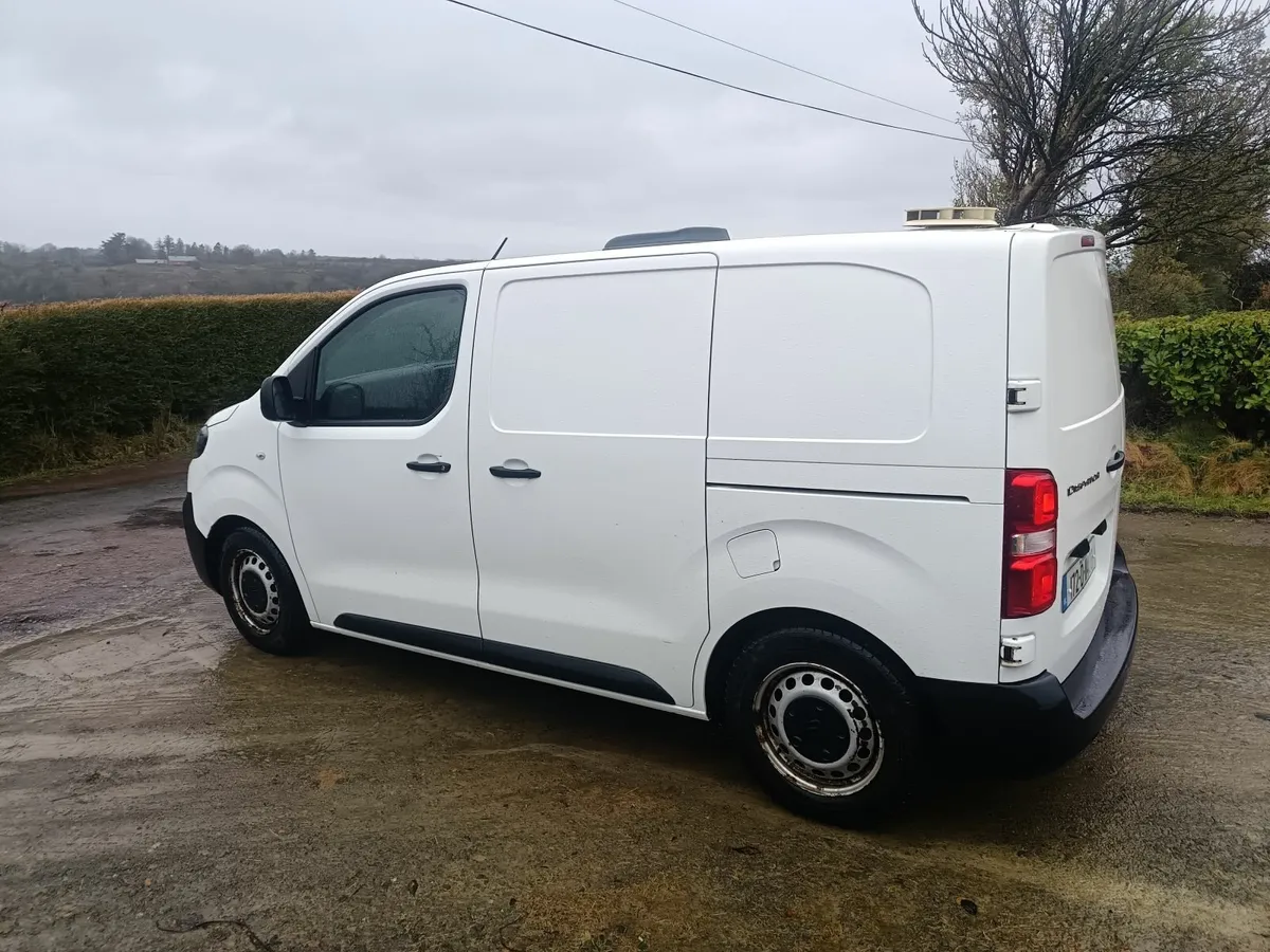 2017 Citroen Dispatch 1.6 new cvrt - Image 3