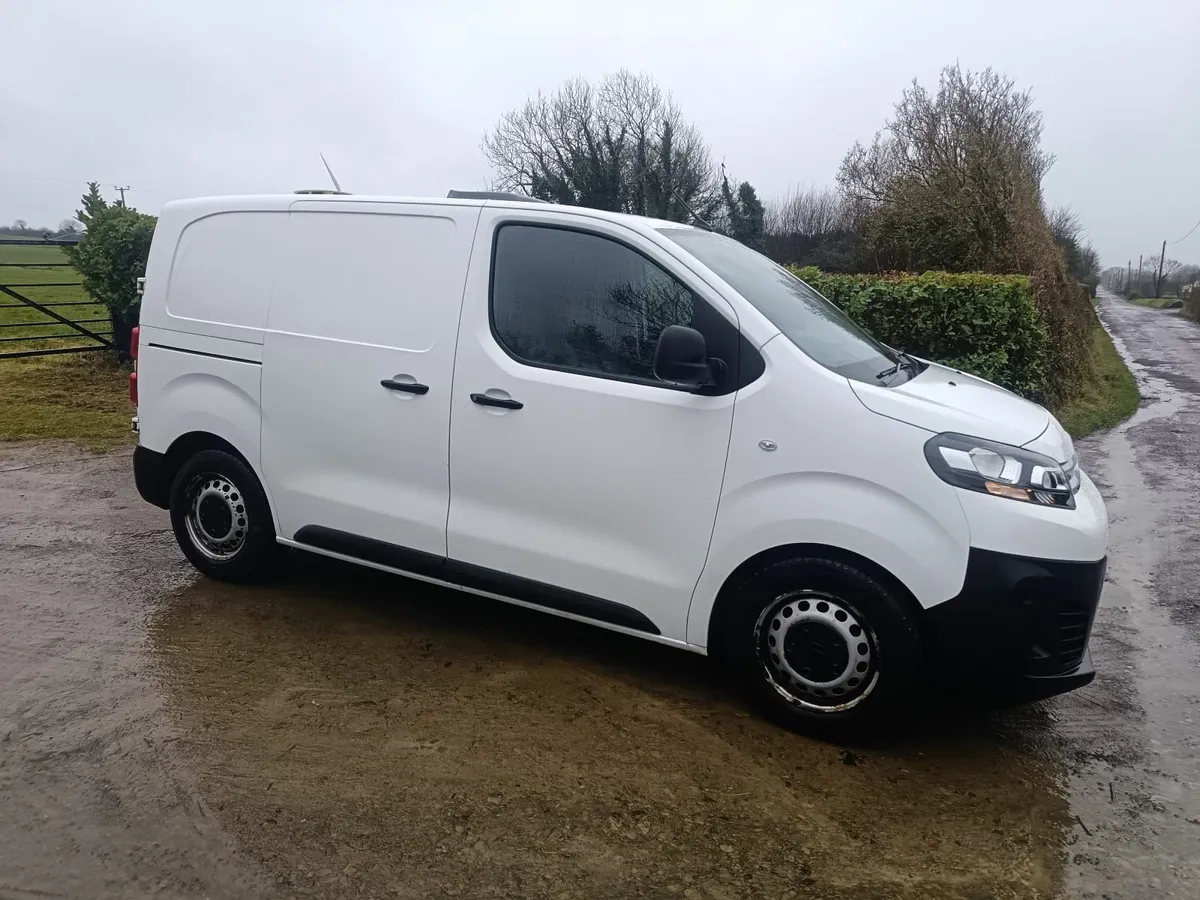 2017 Citroen Dispatch 1.6 new cvrt - Image 4