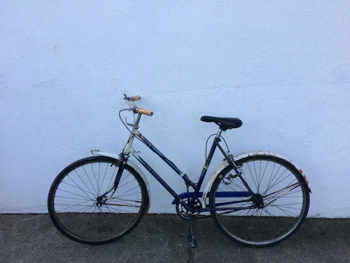 Elswick Escort Bicycle For Sale - Image 2