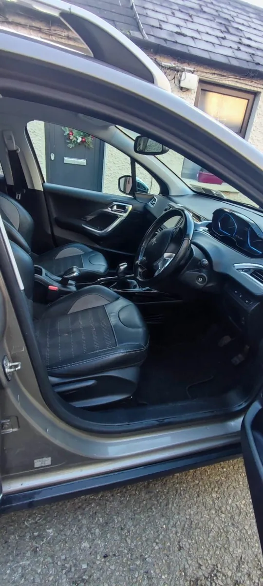 Peugeot 2008 2015 1.6 Blue HDI Allure - Image 4