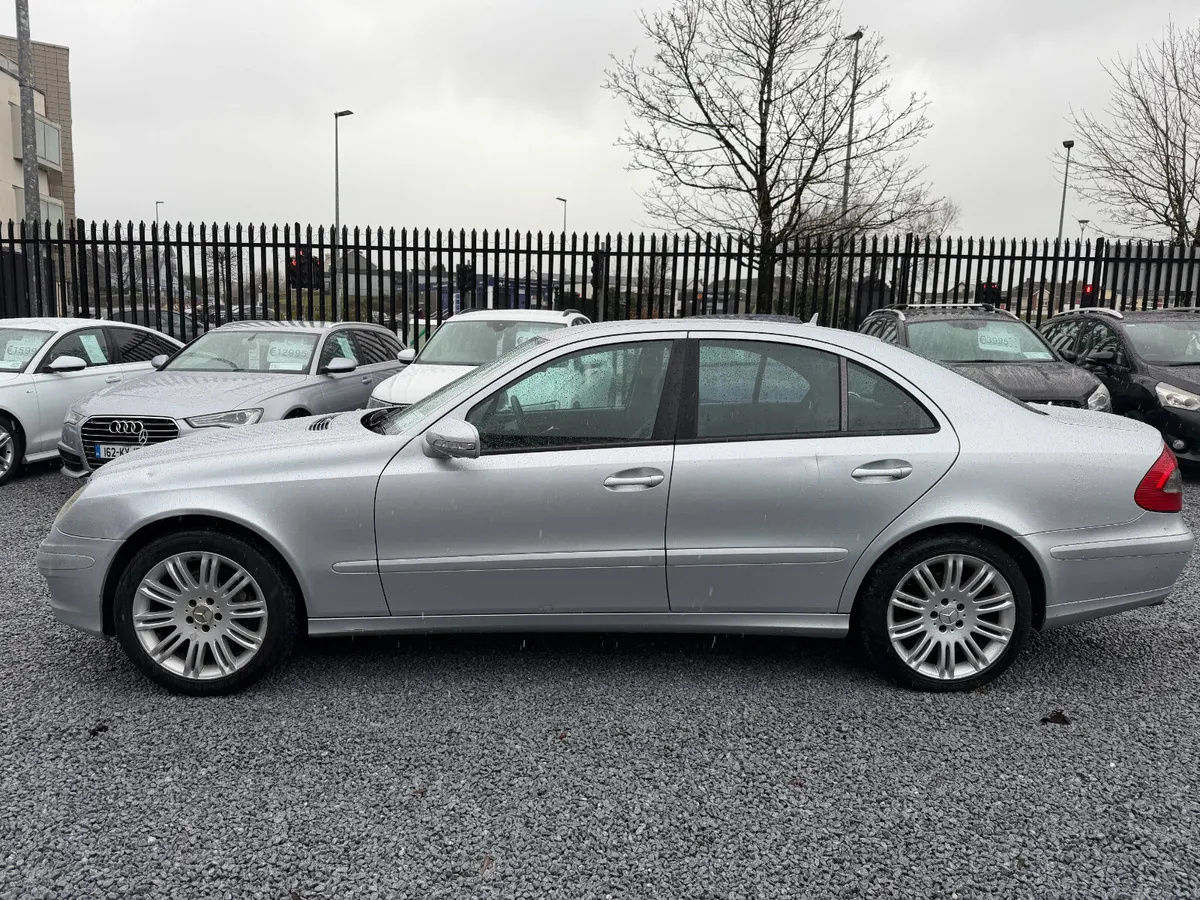 2007 Mercedes-Benz E-Class E200 Kompressor Classic - Image 4